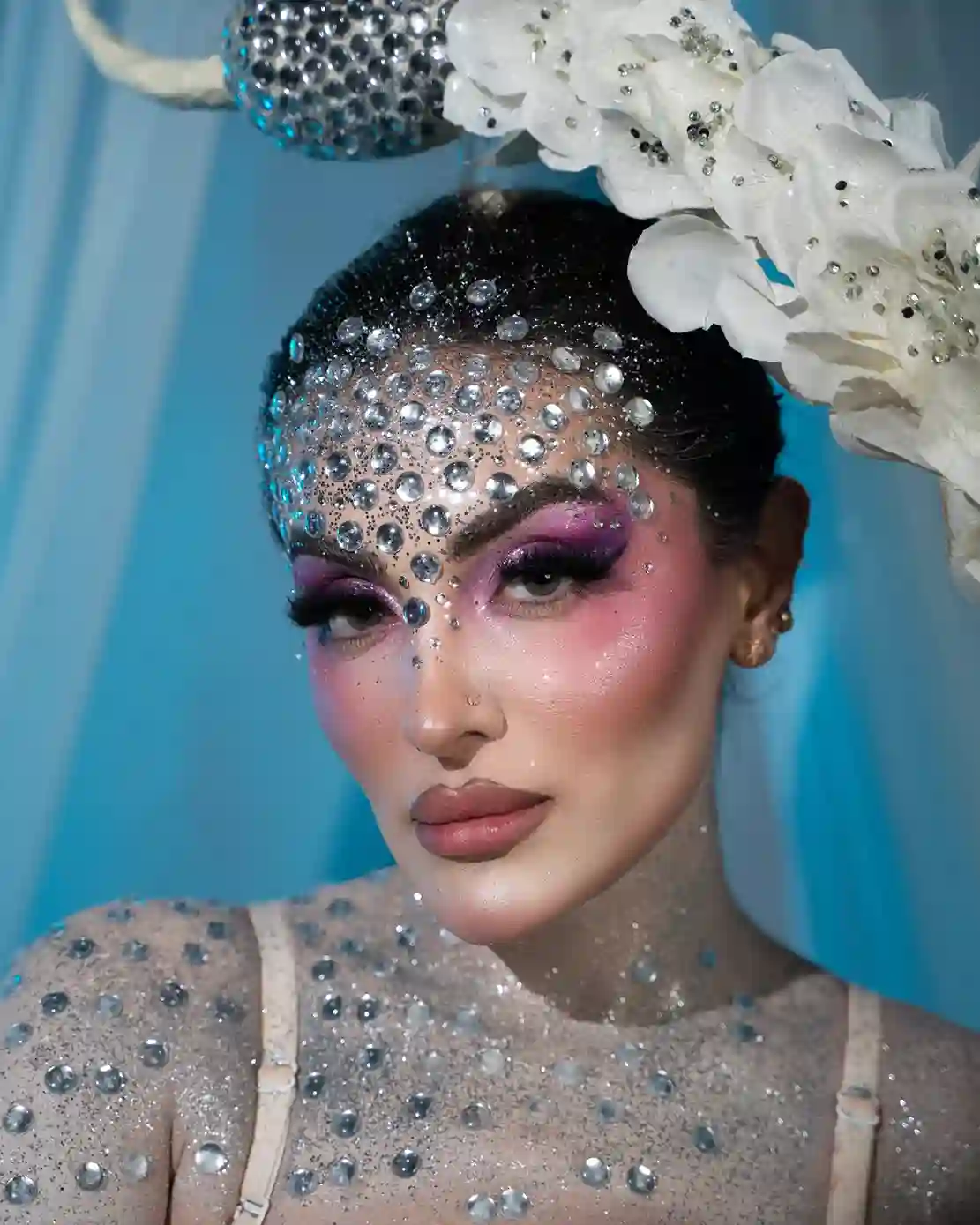 High fashion glam makeup look